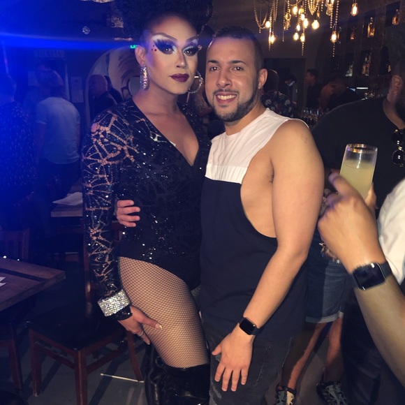 👋🏽 - Picture 2 of 2